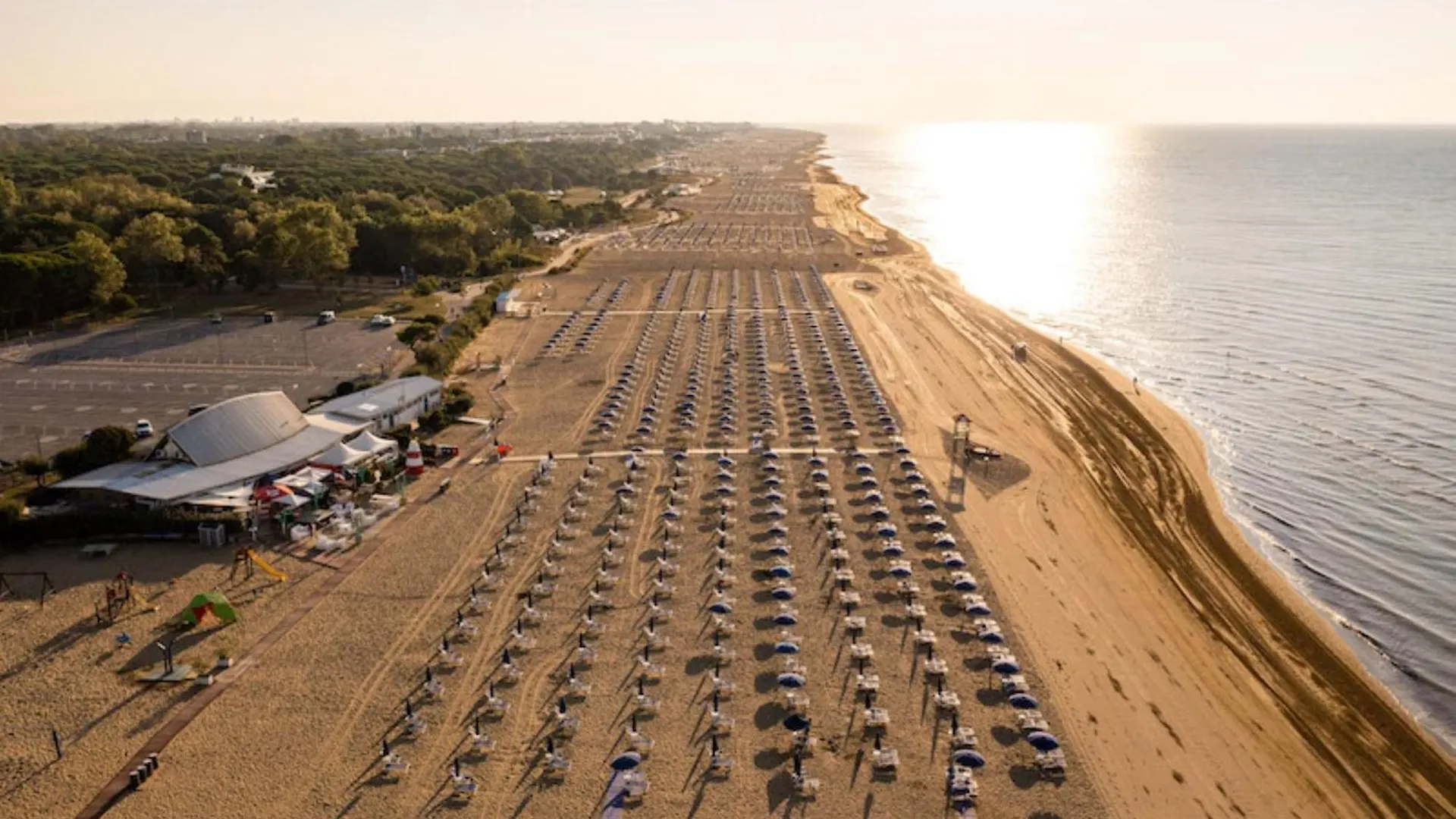 Seaside Flat With Terrace - Beahost Apartment Bibione Italy